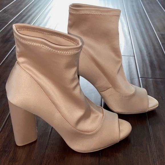 Gianni Bini Women Peep-Toed Booties - Picture 2 of 6